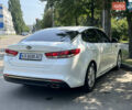 Белый Киа K5, объемом двигателя 2 л и пробегом 205 тыс. км за 12790 $, фото 5 на Automoto.ua