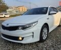 Білий Кіа K5, об'ємом двигуна 0 л та пробігом 376 тис. км за 11490 $, фото 2 на Automoto.ua