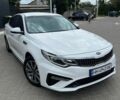 Білий Кіа K5, об'ємом двигуна 2 л та пробігом 145 тис. км за 15800 $, фото 1 на Automoto.ua