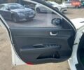 Белый Киа K5, объемом двигателя 2 л и пробегом 324 тыс. км за 11699 $, фото 11 на Automoto.ua