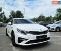 Білий Кіа K5, об'ємом двигуна 2 л та пробігом 257 тис. км за 13600 $, фото 1 на Automoto.ua