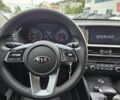 Белый Киа K5, объемом двигателя 2 л и пробегом 405 тыс. км за 12490 $, фото 7 на Automoto.ua