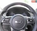 Белый Киа K5, объемом двигателя 2 л и пробегом 358 тыс. км за 12600 $, фото 58 на Automoto.ua