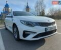 Белый Киа K5, объемом двигателя 2 л и пробегом 213 тыс. км за 16355 $, фото 6 на Automoto.ua