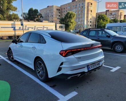 Білий Кіа K5, об'ємом двигуна 2 л та пробігом 192 тис. км за 19800 $, фото 3 на Automoto.ua