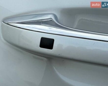 Білий Кіа K5, об'ємом двигуна 2 л та пробігом 167 тис. км за 19999 $, фото 12 на Automoto.ua