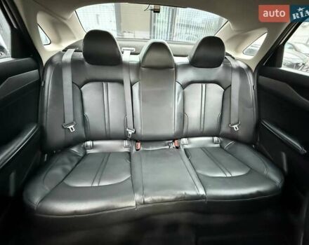 Білий Кіа K5, об'ємом двигуна 2 л та пробігом 167 тис. км за 19999 $, фото 26 на Automoto.ua