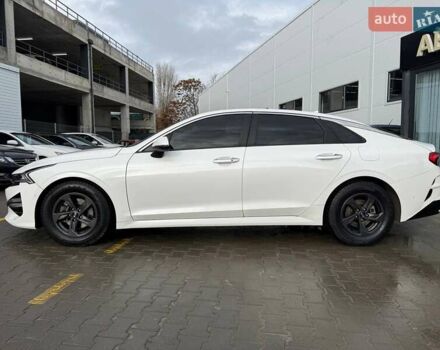 Білий Кіа K5, об'ємом двигуна 2 л та пробігом 167 тис. км за 19999 $, фото 3 на Automoto.ua