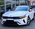 Белый Киа K5, объемом двигателя 1.6 л и пробегом 22 тыс. км за 21500 $, фото 6 на Automoto.ua