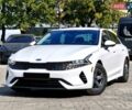 Белый Киа K5, объемом двигателя 1.6 л и пробегом 22 тыс. км за 21500 $, фото 1 на Automoto.ua