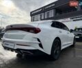 Білий Кіа K5, об'ємом двигуна 2 л та пробігом 167 тис. км за 19999 $, фото 6 на Automoto.ua