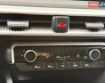 Білий Кіа K5, об'ємом двигуна 2 л та пробігом 167 тис. км за 19999 $, фото 36 на Automoto.ua