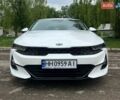 Белый Киа K5, объемом двигателя 2 л и пробегом 55 тыс. км за 19999 $, фото 1 на Automoto.ua