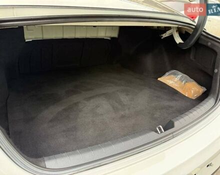 Білий Кіа K5, об'ємом двигуна 2 л та пробігом 167 тис. км за 19999 $, фото 19 на Automoto.ua