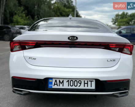 Білий Кіа K5, об'ємом двигуна 1.6 л та пробігом 12 тис. км за 21900 $, фото 10 на Automoto.ua