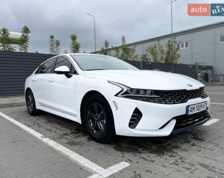 Белый Киа K5, объемом двигателя 1.6 л и пробегом 12 тыс. км за 20800 $, фото 2 на Automoto.ua