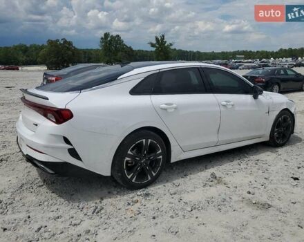 Белый Киа K5, объемом двигателя 1.6 л и пробегом 124 тыс. км за 4900 $, фото 2 на Automoto.ua