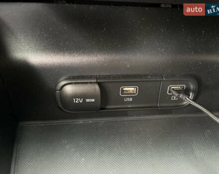 Белый Киа K5, объемом двигателя 1.6 л и пробегом 12 тыс. км за 20800 $, фото 38 на Automoto.ua