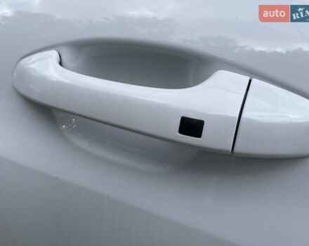 Белый Киа K5, объемом двигателя 1.6 л и пробегом 12 тыс. км за 20800 $, фото 21 на Automoto.ua