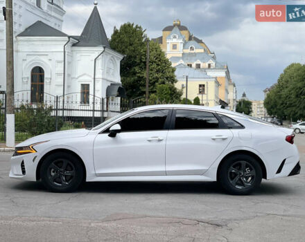 Белый Киа K5, объемом двигателя 1.6 л и пробегом 12 тыс. км за 20900 $, фото 7 на Automoto.ua