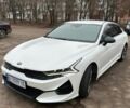 Белый Киа K5, объемом двигателя 2 л и пробегом 115 тыс. км за 25000 $, фото 1 на Automoto.ua