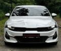 Білий Кіа K5, об'ємом двигуна 2 л та пробігом 151 тис. км за 23500 $, фото 1 на Automoto.ua