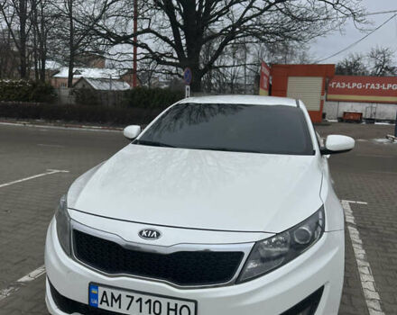 Білий Кіа K5, об'ємом двигуна 2 л та пробігом 312 тис. км за 9200 $, фото 1 на Automoto.ua
