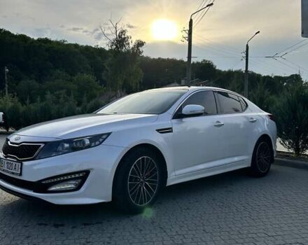 Білий Кіа K5, об'ємом двигуна 2 л та пробігом 272 тис. км за 9500 $, фото 1 на Automoto.ua