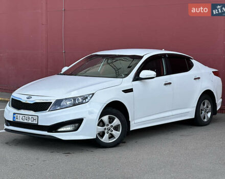 Білий Кіа K5, об'ємом двигуна 2 л та пробігом 420 тис. км за 6700 $, фото 1 на Automoto.ua