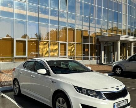 Белый Киа K5, объемом двигателя 2 л и пробегом 103 тыс. км за 8550 $, фото 1 на Automoto.ua