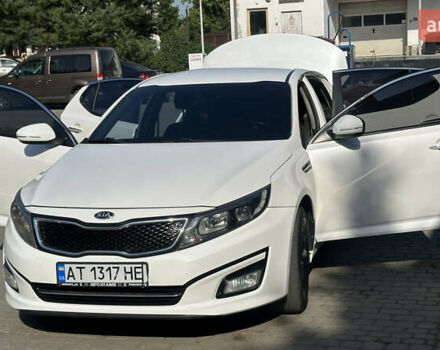 Білий Кіа K5, об'ємом двигуна 2 л та пробігом 263 тис. км за 8300 $, фото 1 на Automoto.ua