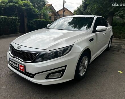 Белый Киа K5, объемом двигателя 2 л и пробегом 261 тыс. км за 9290 $, фото 1 на Automoto.ua