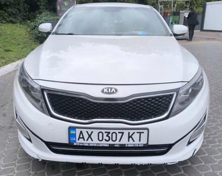 Білий Кіа K5, об'ємом двигуна 2 л та пробігом 255 тис. км за 9300 $, фото 1 на Automoto.ua