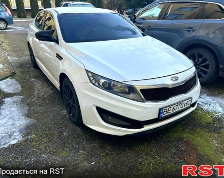 Білий Кіа K5, об'ємом двигуна 2 л та пробігом 17000 тис. км за 8100 $, фото 1 на Automoto.ua