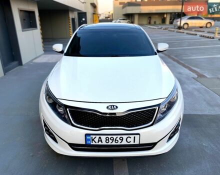 Белый Киа K5, объемом двигателя 2 л и пробегом 273 тыс. км за 10600 $, фото 1 на Automoto.ua