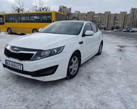 Білий Кіа K5, об'ємом двигуна 2 л та пробігом 440 тис. км за 8500 $, фото 1 на Automoto.ua