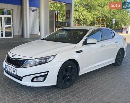 Белый Киа K5, объемом двигателя 2 л и пробегом 290 тыс. км за 8800 $, фото 1 на Automoto.ua