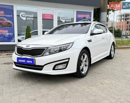 Белый Киа K5, объемом двигателя 2 л и пробегом 219 тыс. км за 11500 $, фото 1 на Automoto.ua