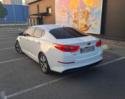 Белый Киа K5, объемом двигателя 2 л и пробегом 340 тыс. км за 8500 $, фото 1 на Automoto.ua