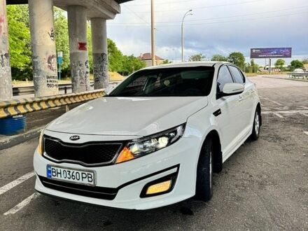Білий Кіа K5, об'ємом двигуна 2 л та пробігом 333 тис. км за 7500 $, фото 1 на Automoto.ua