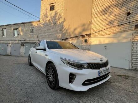Білий Кіа K5, об'ємом двигуна 2 л та пробігом 247 тис. км за 12000 $, фото 1 на Automoto.ua