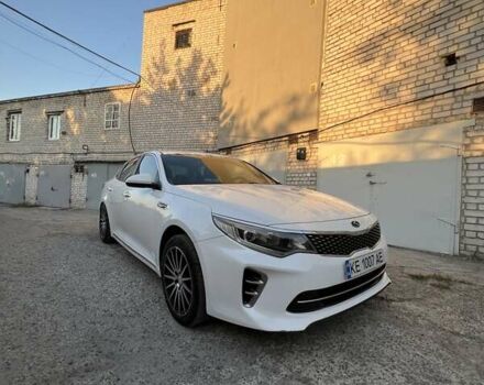Білий Кіа K5, об'ємом двигуна 2 л та пробігом 247 тис. км за 12000 $, фото 1 на Automoto.ua