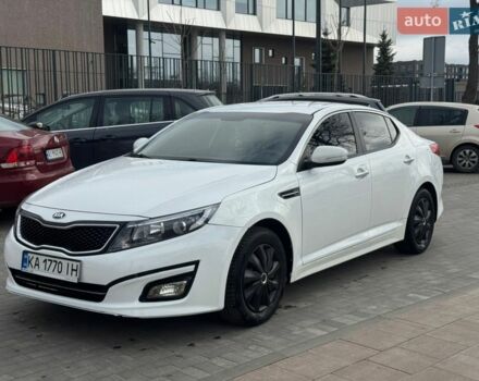 Белый Киа K5, объемом двигателя 2 л и пробегом 347 тыс. км за 7900 $, фото 1 на Automoto.ua