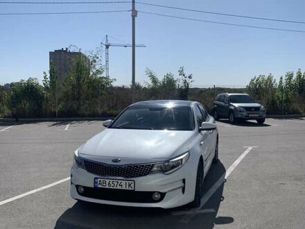 Білий Кіа K5, об'ємом двигуна 2 л та пробігом 172 тис. км за 12700 $, фото 1 на Automoto.ua