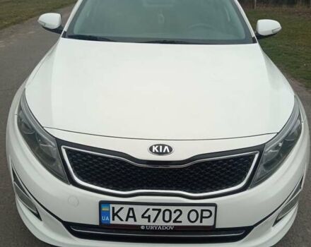 Белый Киа K5, объемом двигателя 2 л и пробегом 260 тыс. км за 9000 $, фото 1 на Automoto.ua