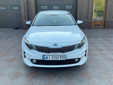 Кіа K5 2016 у Києві на Automoto.ua Білий Кіа K5, об'ємом двигуна 0 л та пробігом 262 тис. км за 11500 $, фото 1 на Automoto.ua