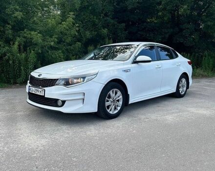 Белый Киа K5, объемом двигателя 2 л и пробегом 216 тыс. км за 10300 $, фото 1 на Automoto.ua