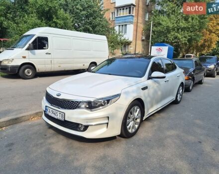Білий Кіа K5, об'ємом двигуна 2 л та пробігом 245 тис. км за 16000 $, фото 1 на Automoto.ua