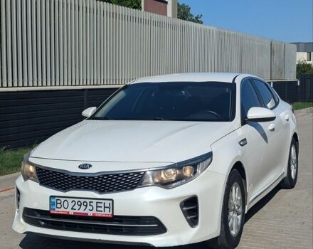 Білий Кіа K5, об'ємом двигуна 2 л та пробігом 276 тис. км за 9900 $, фото 1 на Automoto.ua