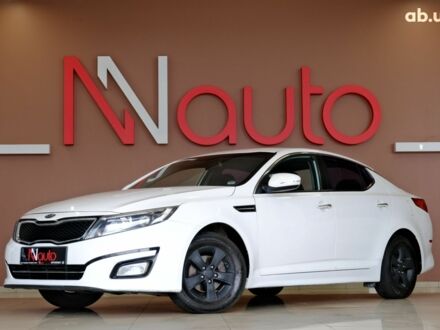 Кіа K5 2016 у Одесі на Automoto.ua Білий Кіа K5, об'ємом двигуна 2 л та пробігом 178 тис. км за 8900 $, фото 1 на Automoto.ua